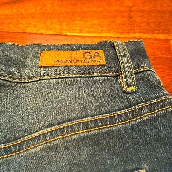 Garage Denim Distressed Women Shorts Size 01 - Picture 7 of 9